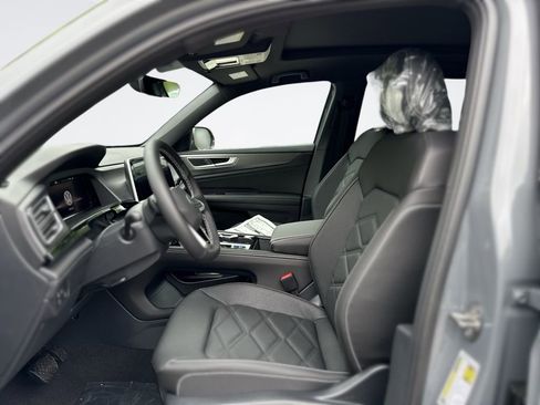 New 2026 Volkswagen Atlas Cross Sport SE AWD/4WD image 12