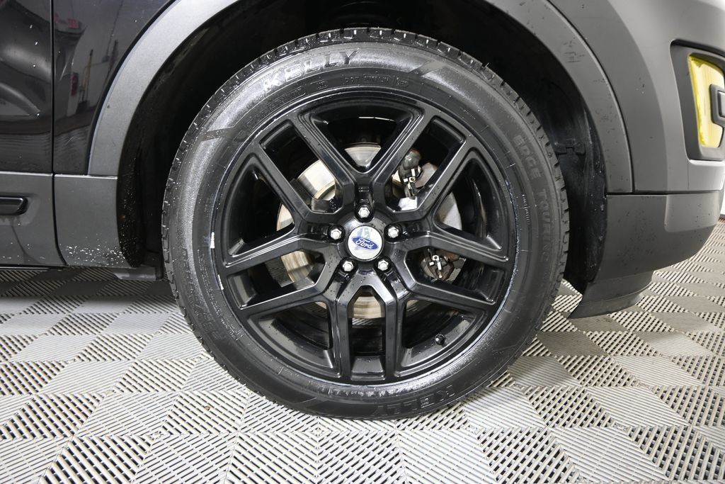 Used 2017 Ford Explorer Sport AWD/4WD image 11
