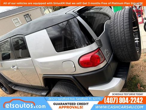 Used 2007 Toyota FJ Cruiser 4WD image 4