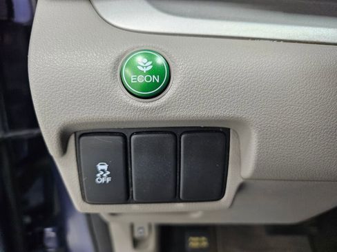 Used 2013 Honda CR-V LX image 16