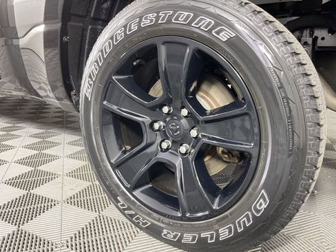 Used 2023 RAM 1500 Big Horn image 13