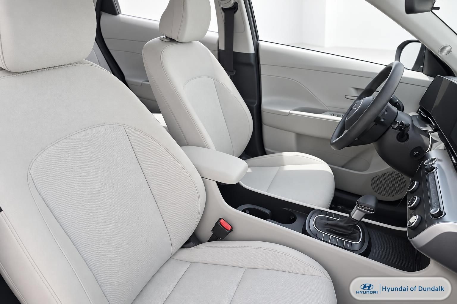 Used 2025 Hyundai Kona SE FWD image 8