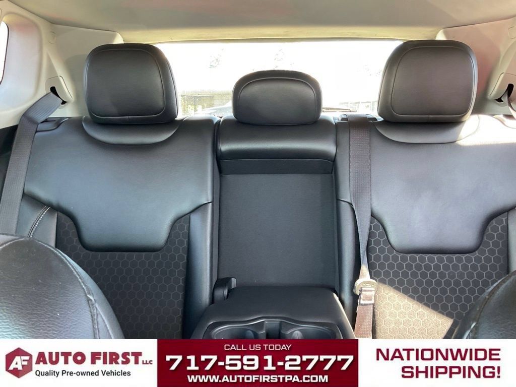 Used 2021 Jeep Compass Latitude w/ Convenience Group AWD/4WD image 28