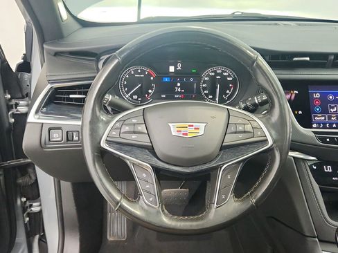 Used 2023 Cadillac XT5 Premium Luxury w/ LPO, Floor Liner Package FWD image 19