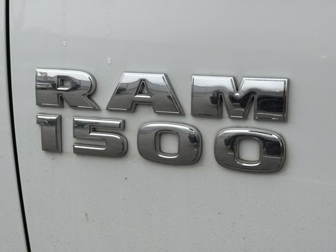 Used 2016 RAM 1500 Laramie image 8
