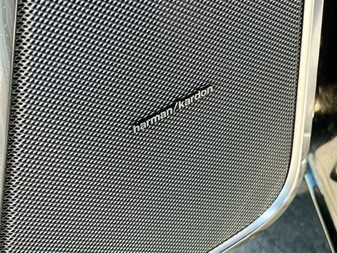 Used 2025 RAM 2500 Laramie image 19