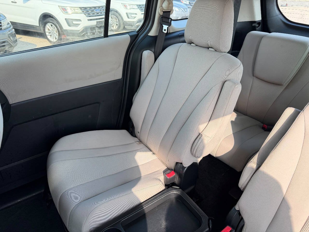 Used 2014 MAZDA MAZDA5 Sport FWD image 29