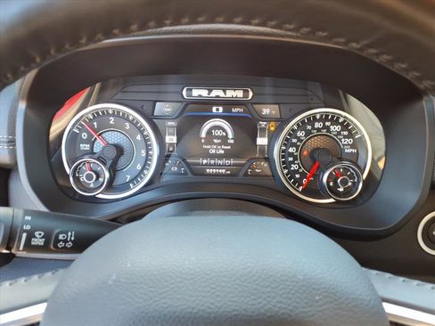 Used 2024 RAM 1500 Laramie image 20