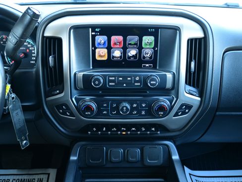 Used 2018 GMC Sierra 1500 Denali w/ Denali Ultimate Package image 18