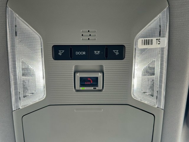 Certified 2025 Toyota RAV4 XLE AWD/4WD image 22