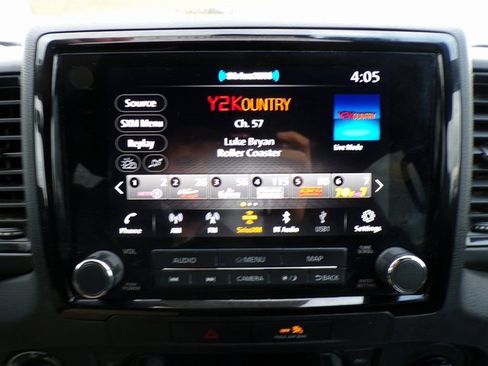 Used 2022 Nissan Frontier PRO-4X image 22