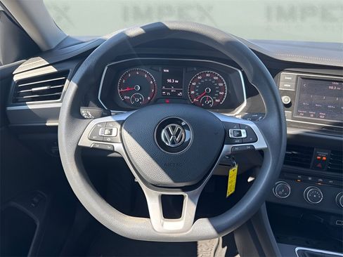 Used 2019 Volkswagen Jetta S image 12