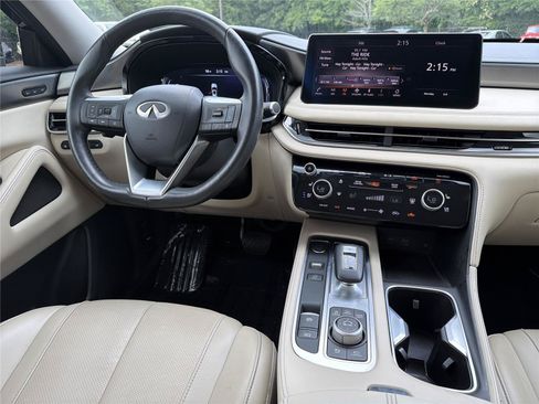 Used 2024 INFINITI QX60 Luxe w/ Cargo Package FWD image 3