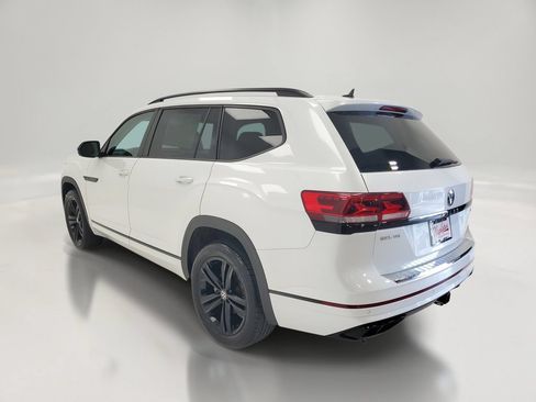 Used 2023 Volkswagen Atlas SEL R-Line AWD/4WD image 6