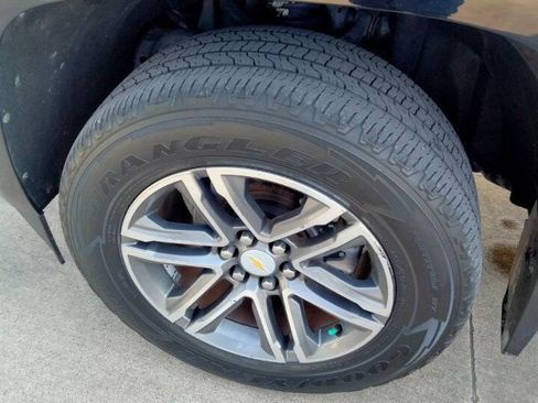 Used 2021 Chevrolet Colorado W/T w/ Custom Special Edition image 24