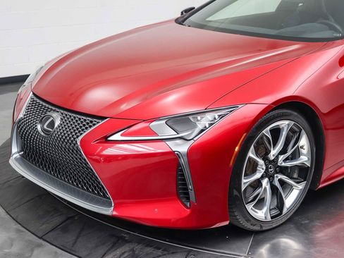 Used 2018 Lexus LC 500 Coupe w/ Performance Package RWD image 11