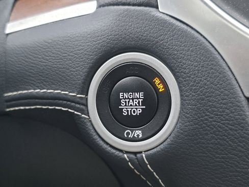 Used 2016 Chrysler 300 C Platinum w/ Safetytec Plus Group image 33