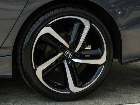 Used 2018 Honda Accord Sport image 47