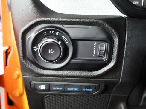 Used 2025 Jeep Wrangler Unlimited Sport S 4xe w/ Convenience Group AWD/4WD image 27