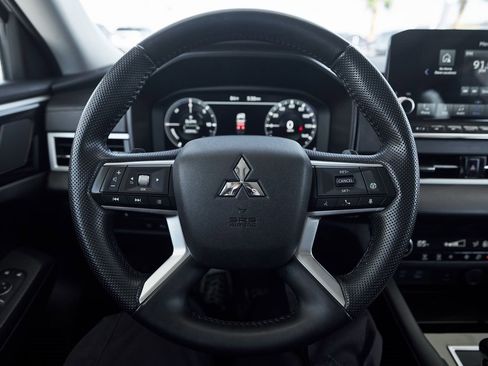 Used 2024 Mitsubishi Outlander Ralliart image 31