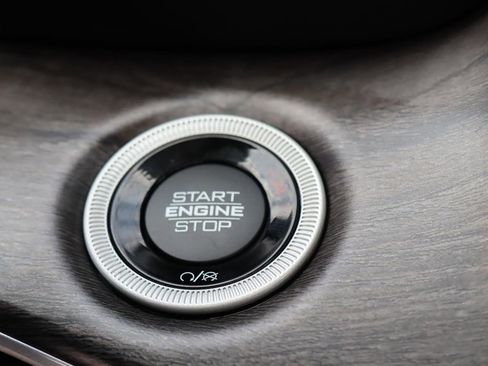 New 2024 Jeep Grand Cherokee L Limited w/ Luxury Tech Group II image 27