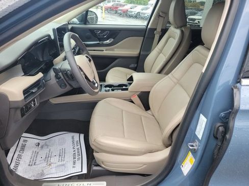 Certified 2023 Lincoln Corsair AWD w/ Equipment Group 101A image 6