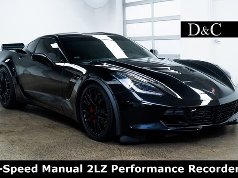 Used 2015 Chevrolet Corvette Z06 w/ 2LZ Preferred Equipment Group image 1