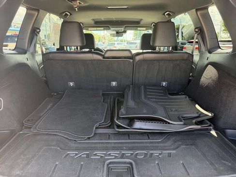 Used 2024 Honda Passport Black Edition image 15