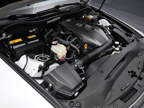 Used 2020 Lexus IS 300 image 46