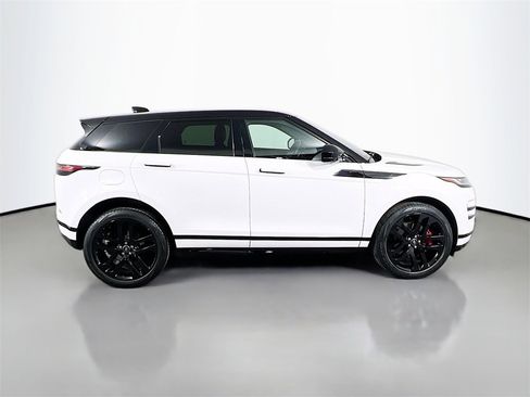 Used 2022 Land Rover Range Rover Evoque R-Dynamic SE image 4