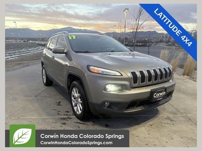 Used 2017 Jeep Cherokee Latitude w/ Cold Weather Group