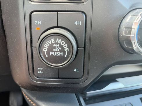 Used 2024 Ford F250 Platinum w/ Tremor Off-Road Package AWD/4WD image 23