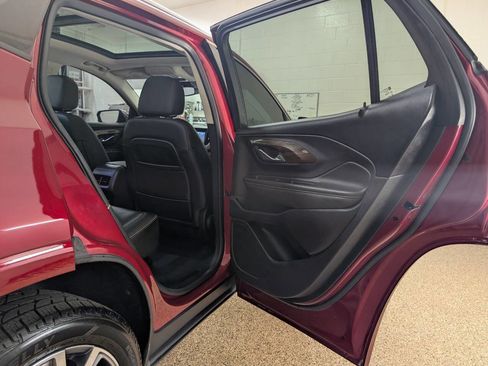 Used 2019 GMC Terrain Denali image 17