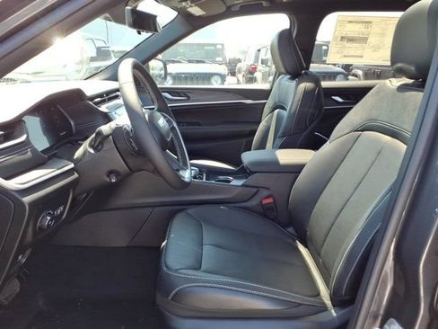 New 2026 Jeep Grand Cherokee L Limited AWD/4WD image 13