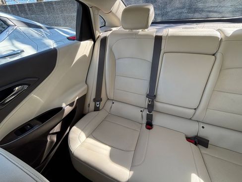 Used 2024 Chevrolet Malibu LT image 43