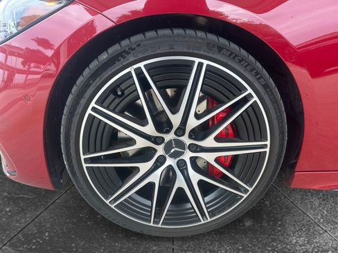 Used 2025 Mercedes-Benz C 43 AMG 4MATIC Sedan image 9