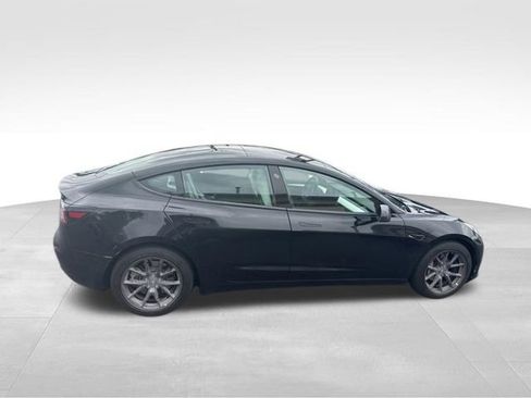Used 2021 Tesla Model 3 Standard Range Plus RWD image 2
