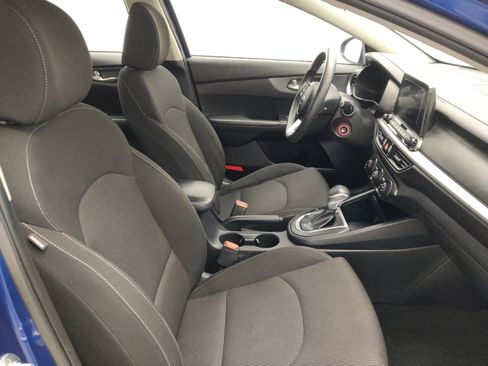 Used 2021 Kia Forte LXS FWD image 21