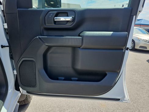 Used 2025 Chevrolet Silverado 2500 Custom w/ Custom Value Package AWD/4WD image 36