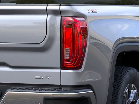 New 2026 GMC Sierra 1500 SLT AWD/4WD image 11