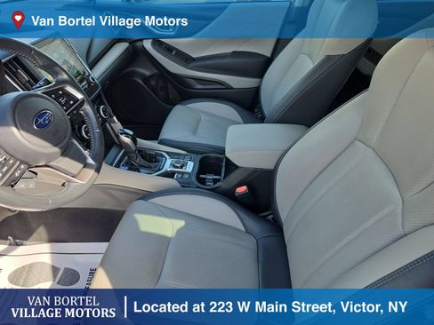 Used 2023 Subaru Forester Limited AWD/4WD image 10