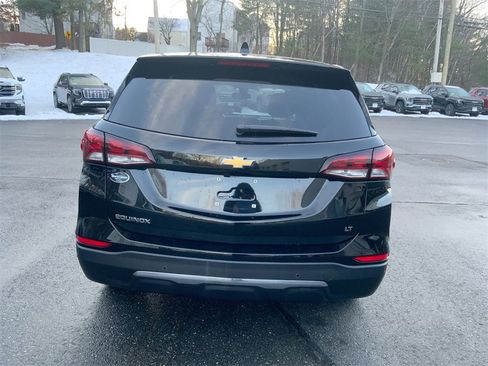 Used 2024 Chevrolet Equinox LT image 36