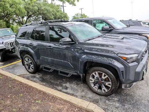 Used 2026 Toyota 4Runner TRD Sport RWD image 8
