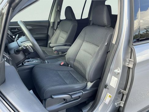 Used 2021 Honda Ridgeline Sport image 34