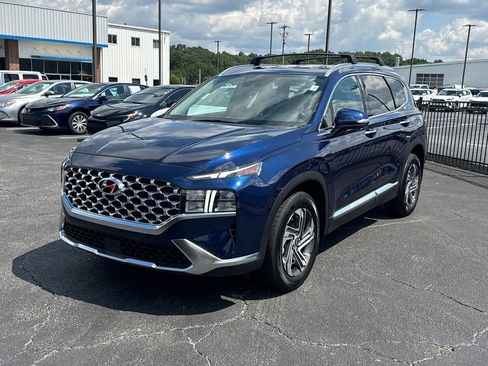 Used 2022 Hyundai Santa Fe SEL w/ Convenience Package FWD image 2