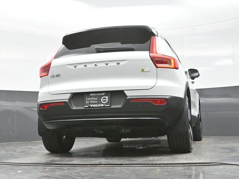 Used 2024 Volvo XC40 Recharge Ultimate w/ Protection Package Premier image 22