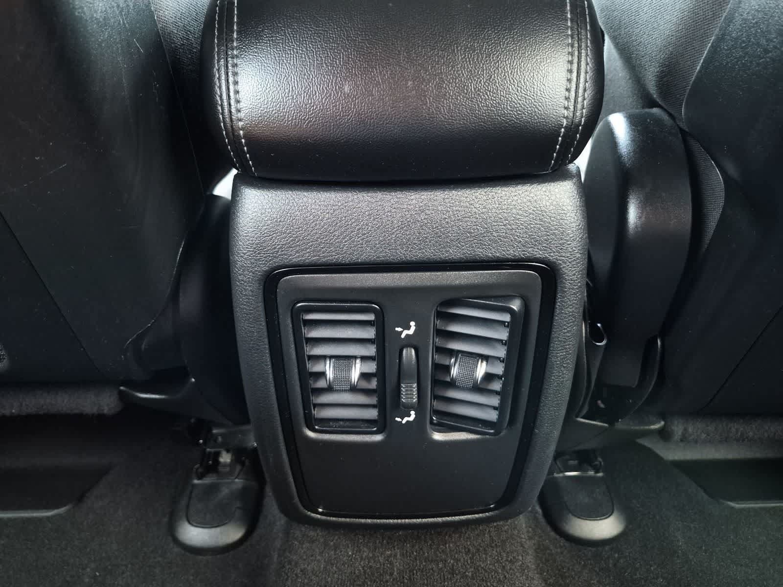 Used 2023 Dodge Durango SXT RWD image 20