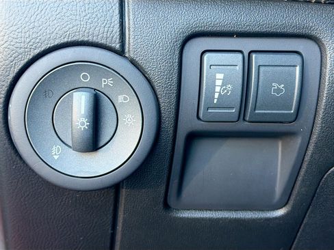 Used 2012 Lincoln MKZ AWD image 32