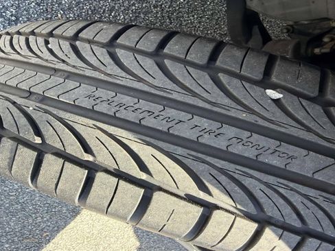 Used 2018 Toyota Sienna LE image 29