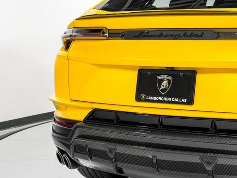 Used 2023 Lamborghini Urus Performante AWD/4WD image 60